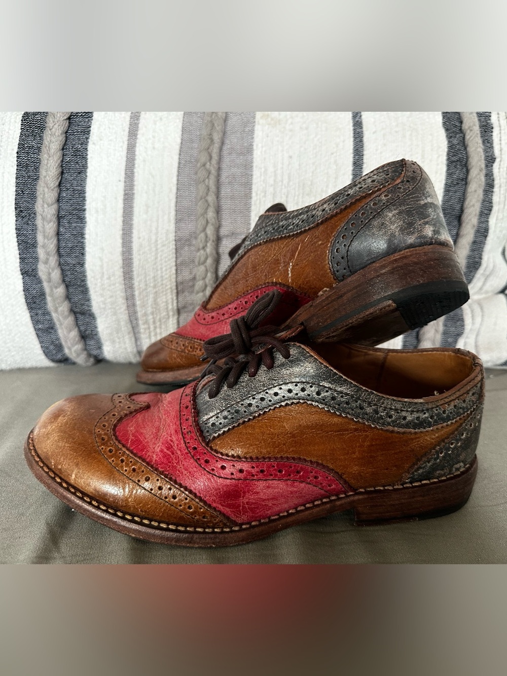 Bed Stu Women's Tri-Color Wingtip Loafers — size 8.5